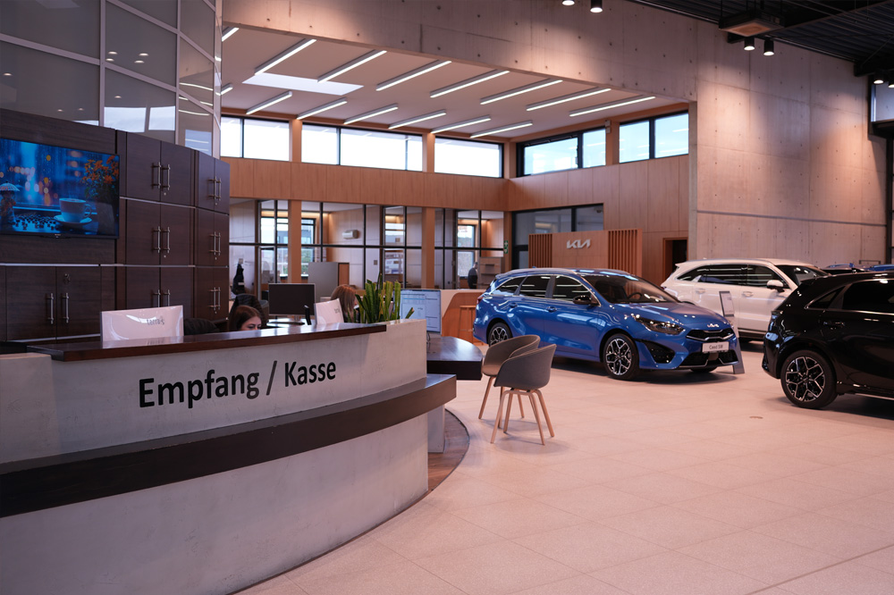 Autohaus Levy Köln Innenansicht Empfang